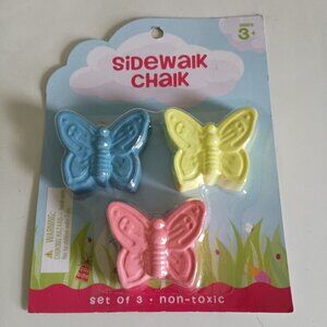 NWT 3 piece butterfly sidewalk chalk